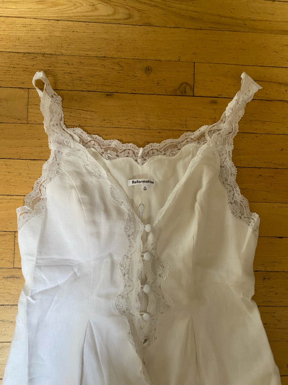 Reformation linen top. White. Size 6. Like new! - Picture 2 of 4